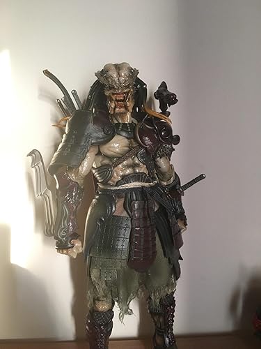 Amazon | アーティスト・コレクション AVP 1/6スケールフィギュア